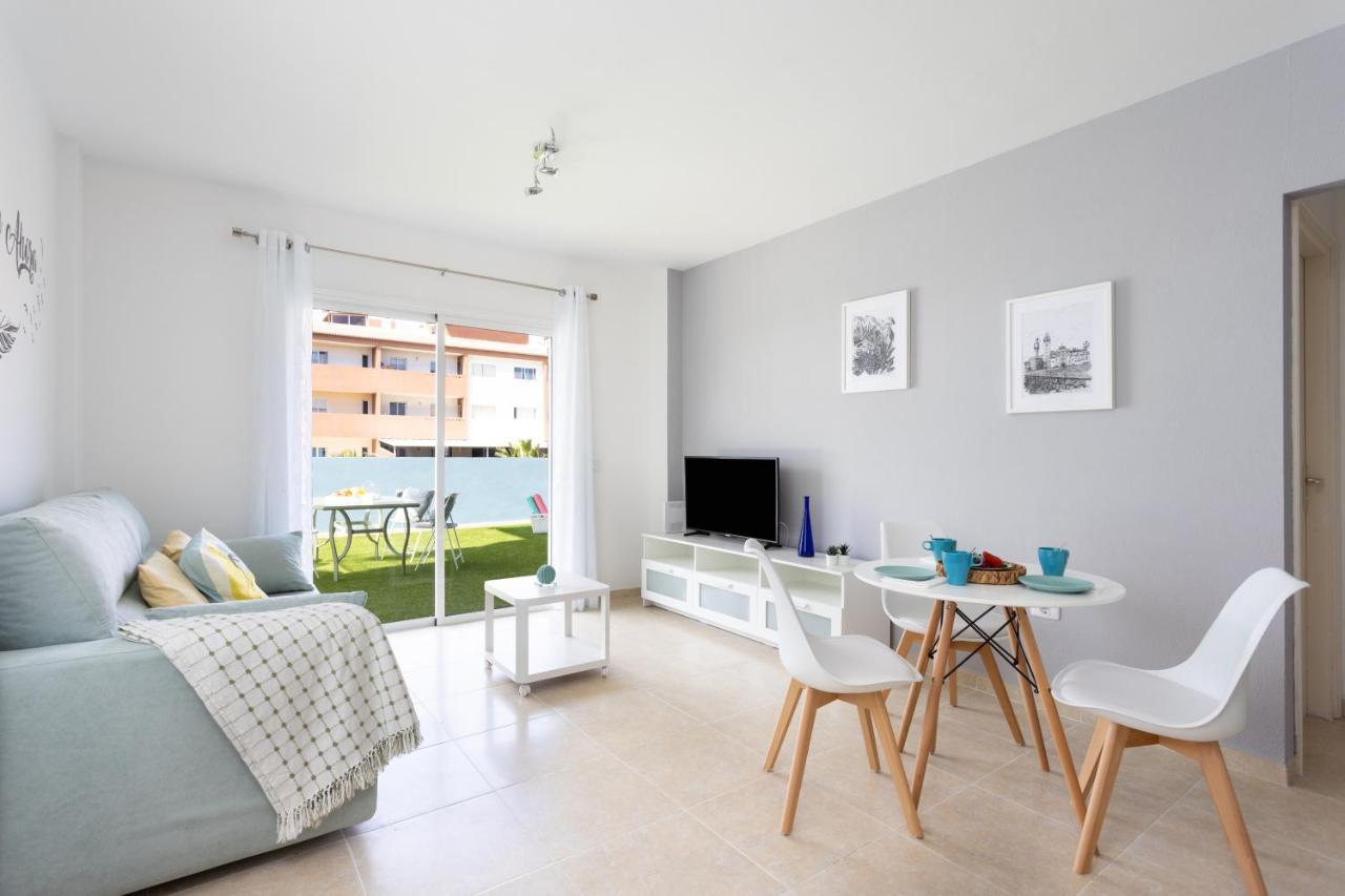 Home2Book Stylish Apartment プエルティト・デ・グイマル エクステリア 写真